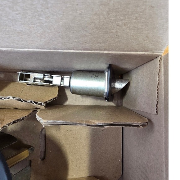 Schlage F40 622 Bed Bath Bowery Door Knob Lockset, Privacy Lock, Matte Black New - Picture 5 of 8